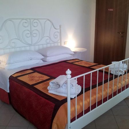 Virgilio Bb Parco Del Mincio Bed & Breakfast エクステリア 写真